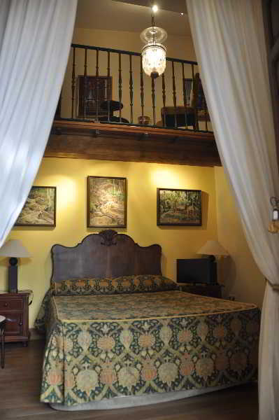 Granados Palacio Boutique Hotel Ecija Bagian luar foto