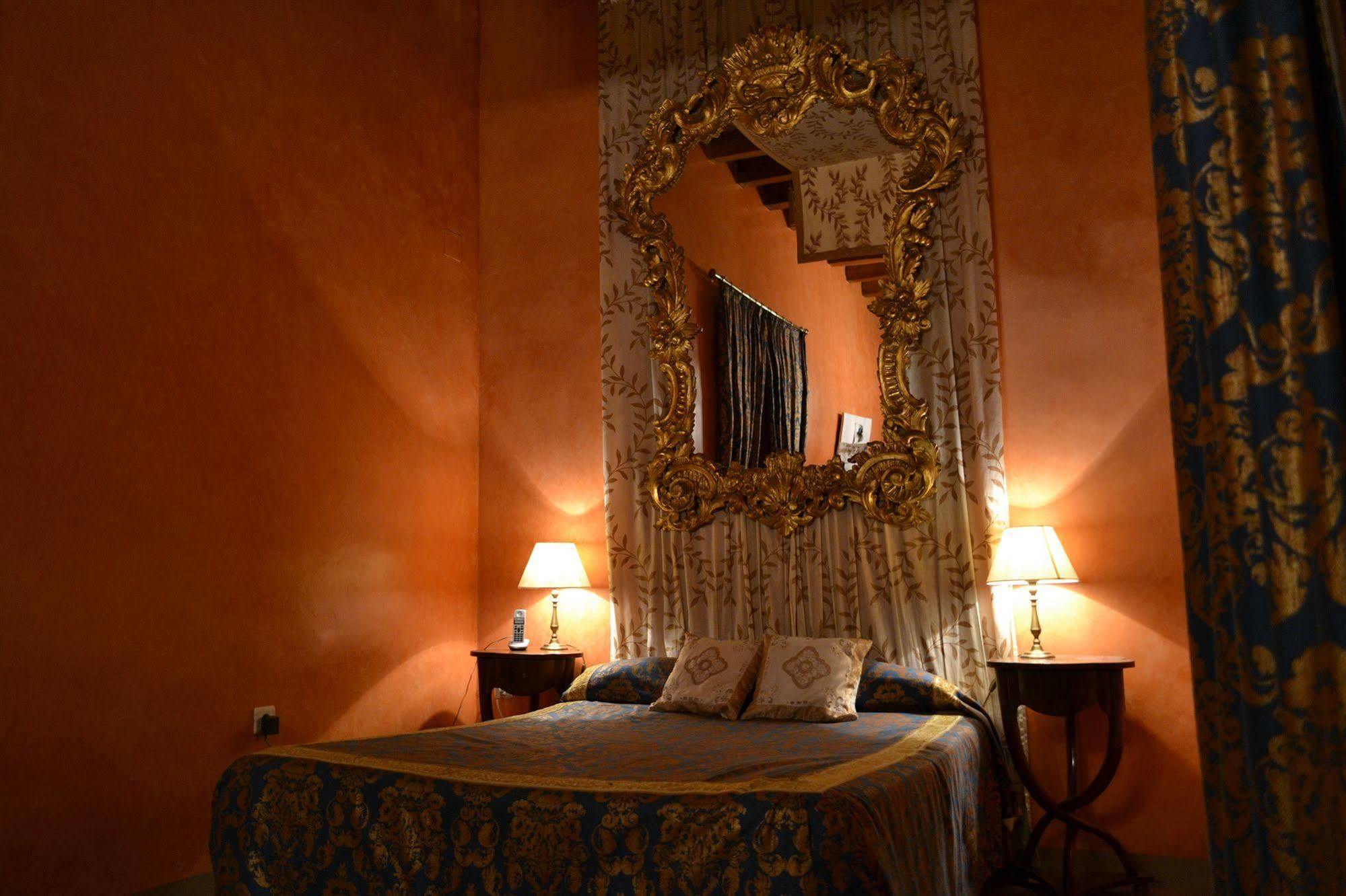 Granados Palacio Boutique Hotel Ecija Bagian luar foto