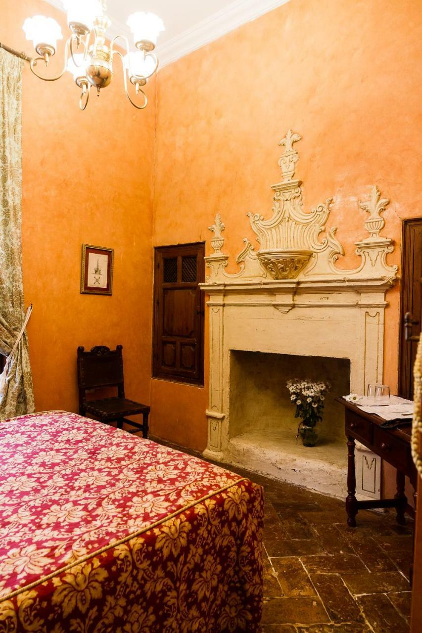 Granados Palacio Boutique Hotel Ecija Bagian luar foto