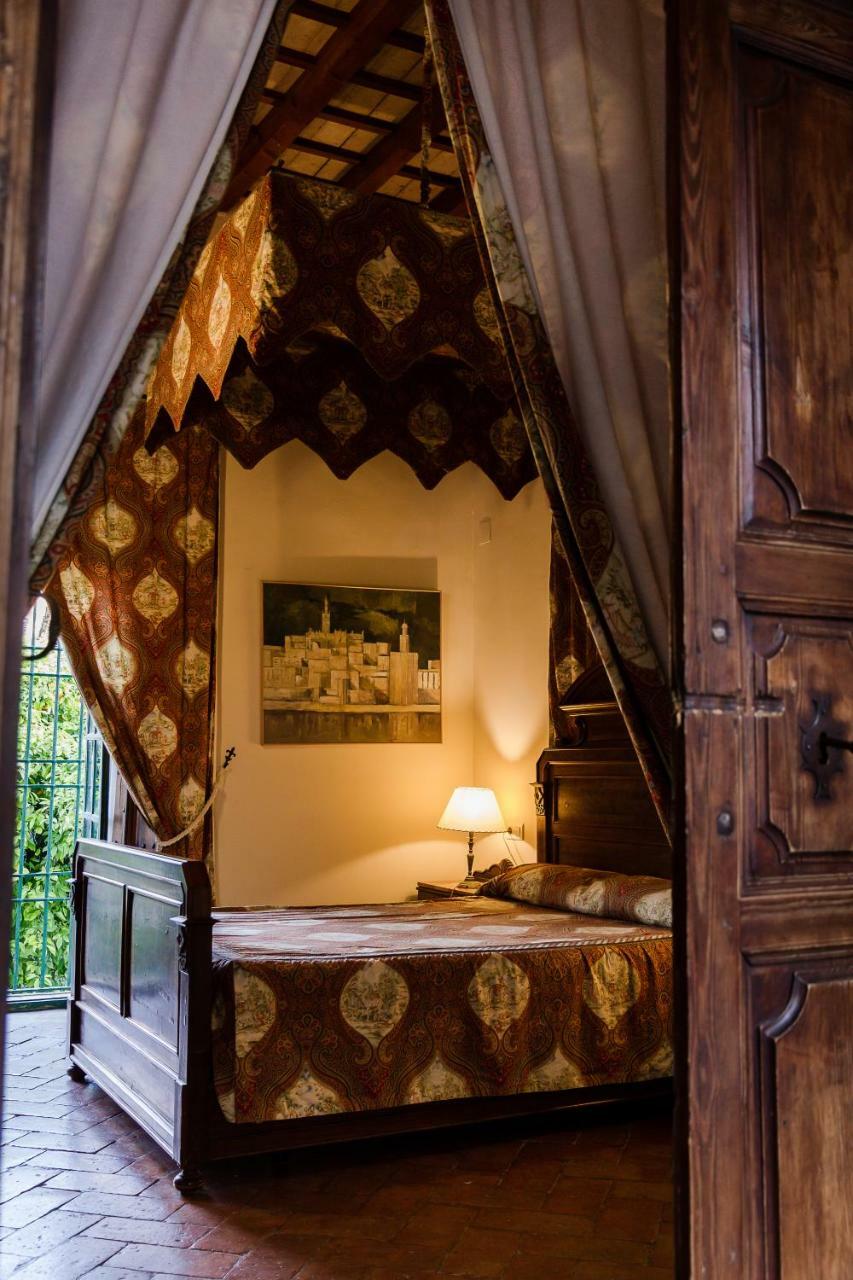 Granados Palacio Boutique Hotel Ecija Bagian luar foto