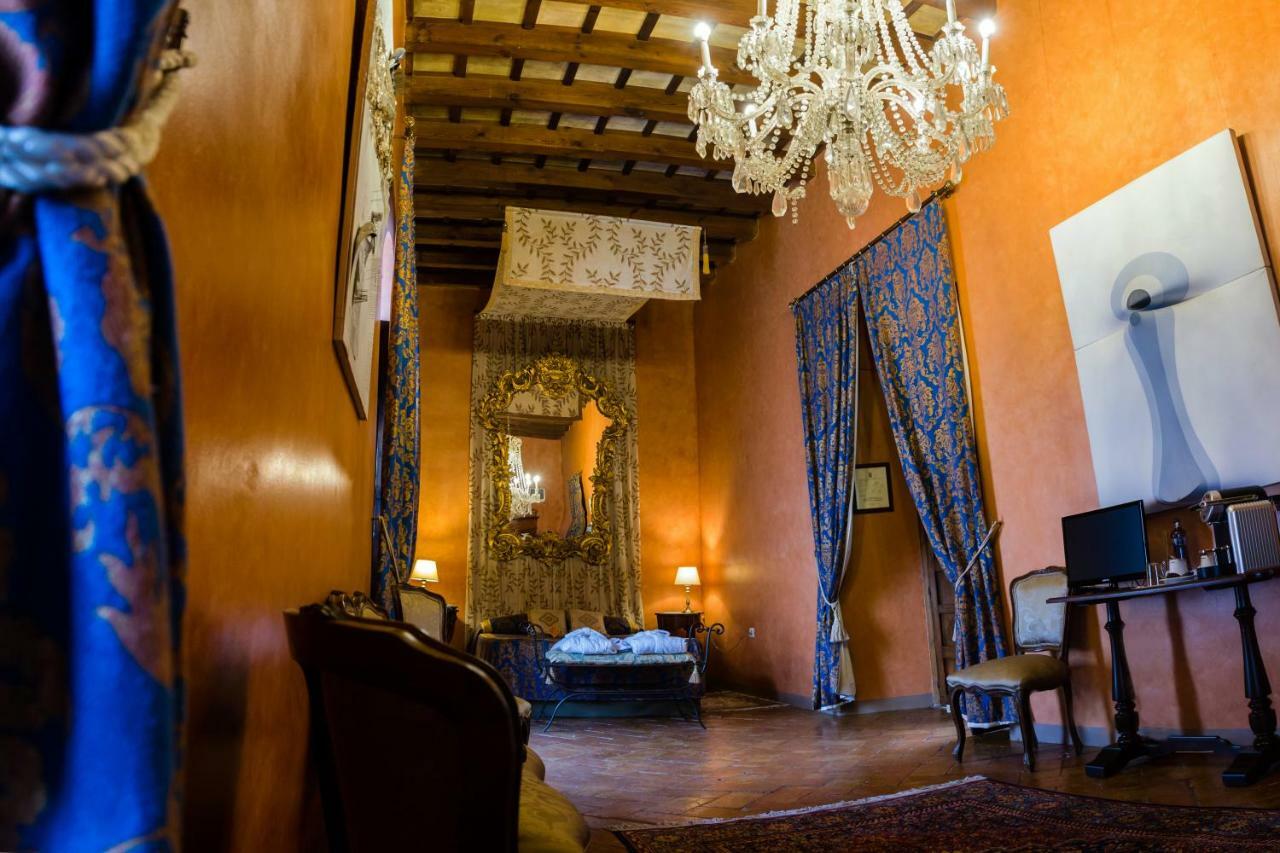 Granados Palacio Boutique Hotel Ecija Bagian luar foto