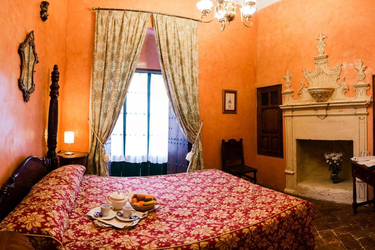 Granados Palacio Boutique Hotel Ecija Bagian luar foto